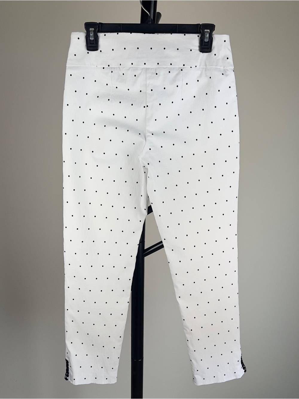 Crown & Ivy White Polka Dot‎ Cropped Cigarette Pants